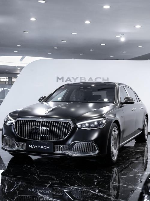 佛山6岚图汽车的售后服务让用户无忧出行，迈巴赫未来的豪华车趋势