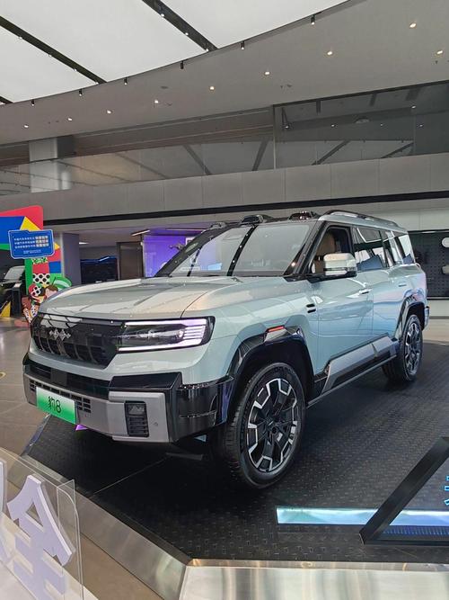 佛山6比亚迪方程豹硬派越野的爆款，英菲尼迪35周年与你共成长
